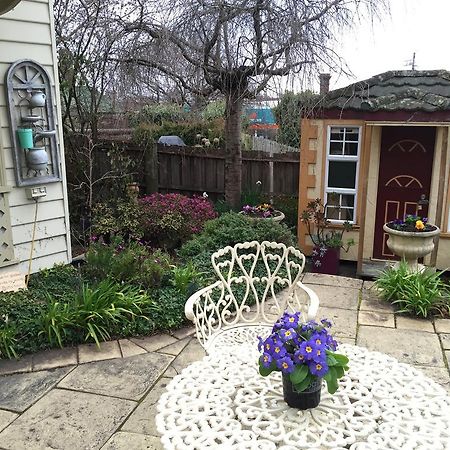 Ellie'S Place On City Park Launceston Kültér fotó